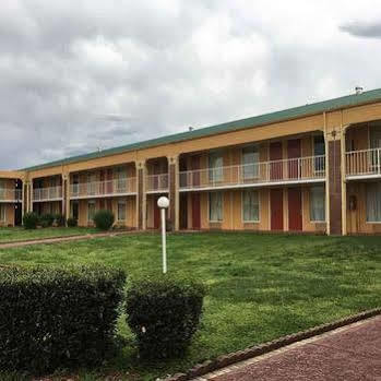 Usa Inn Hotel 2*